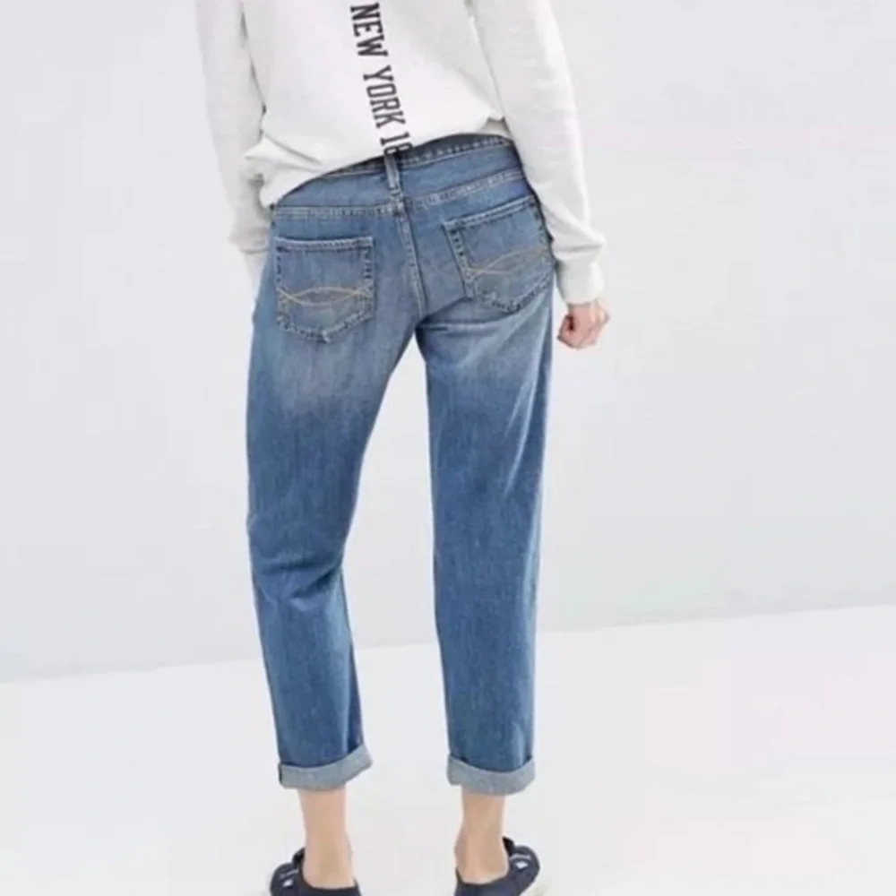 Abercrombie & Fitch Boyfriend Button Fly Straight Leg Jeans 25 - Picture 1 of 16